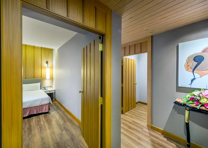 Royal Rattanakosin Hotel Sha Plus