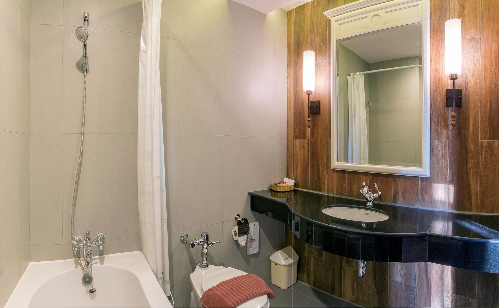 Royal Rattanakosin Sha 4* Бангкок