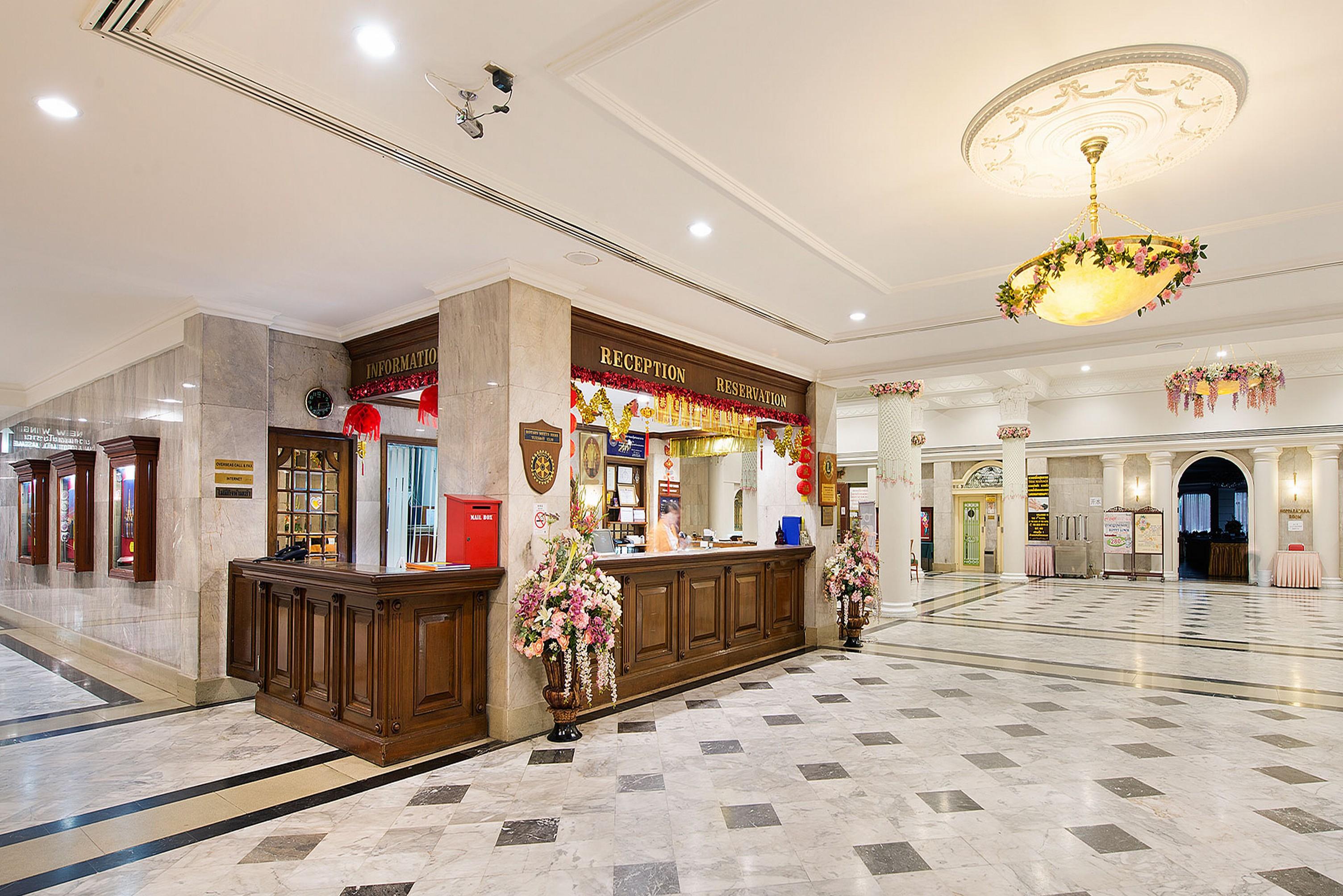 Royal Rattanakosin Sha 4* Бангкок