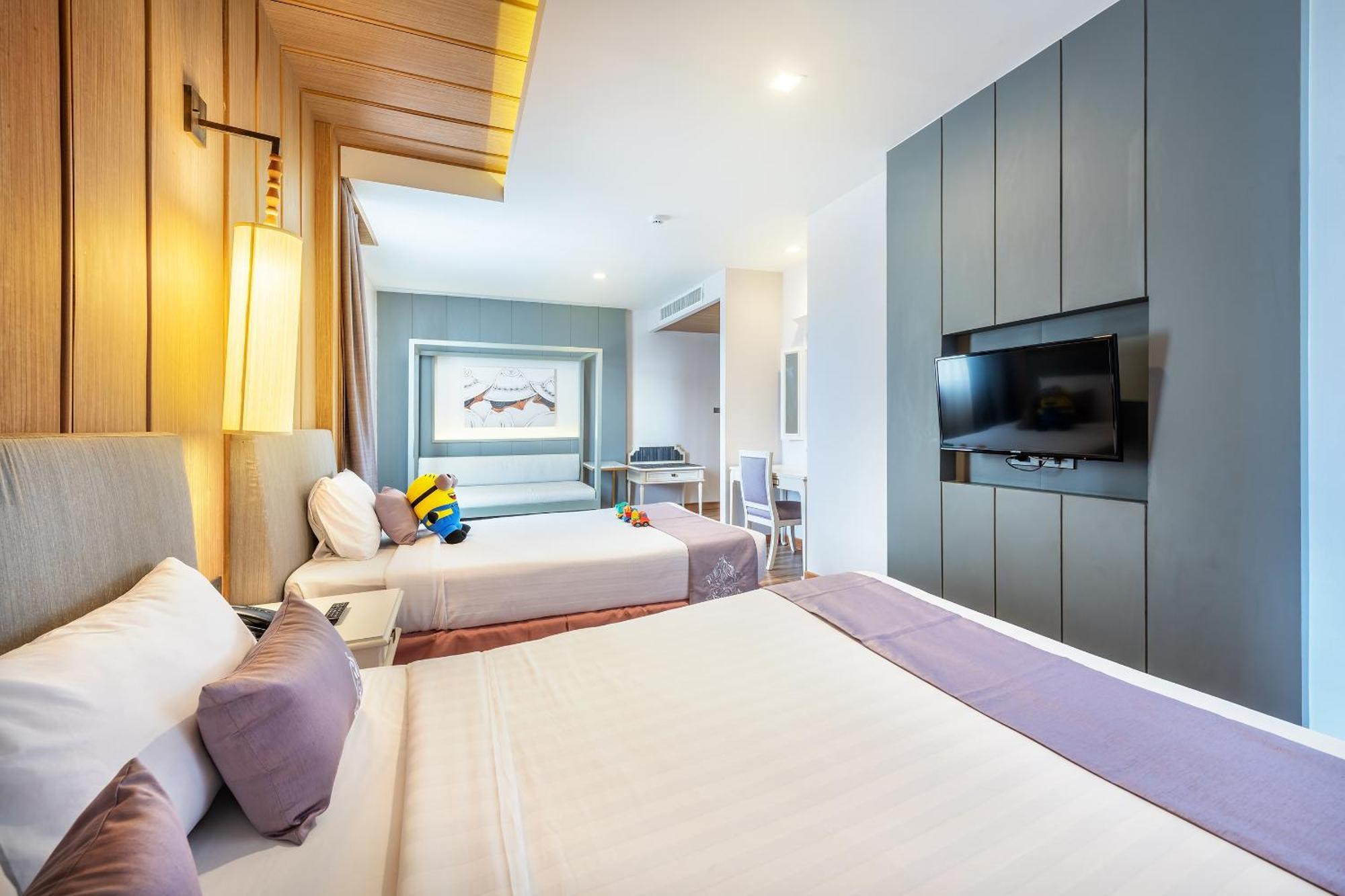 Отель Royal Rattanakosin Sha 4*